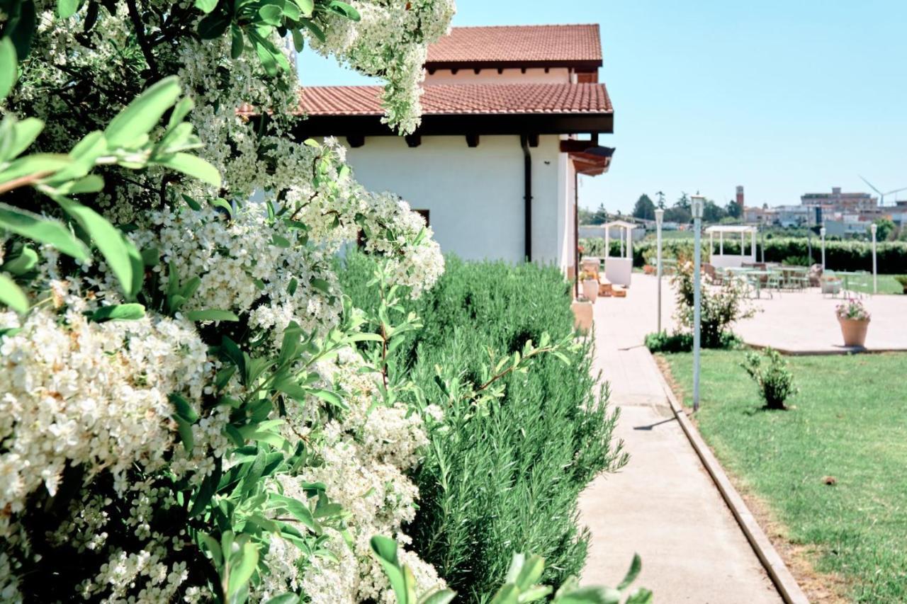 La Massaria Agriresort Orta Nova Luaran gambar