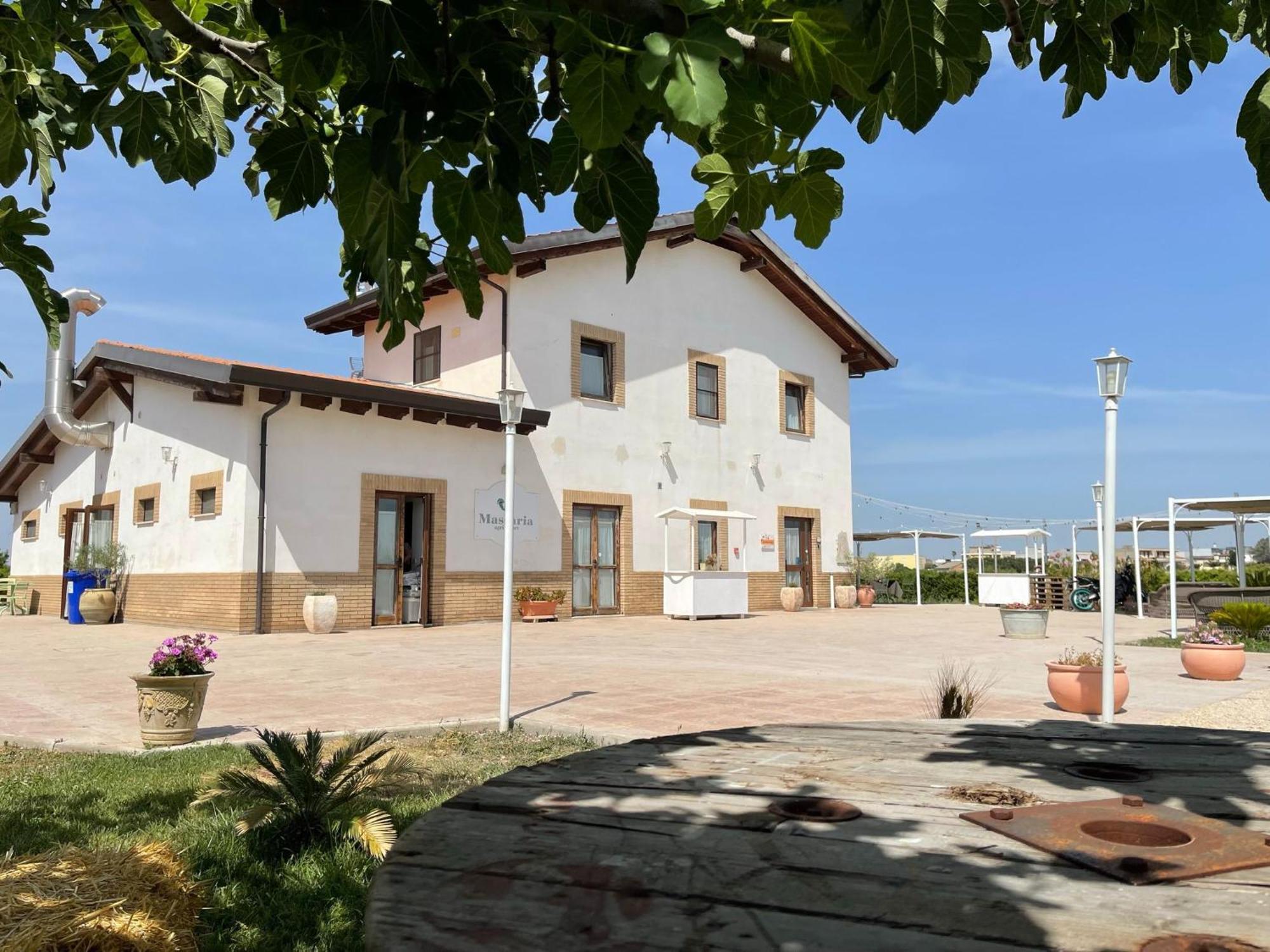 La Massaria Agriresort Orta Nova Luaran gambar